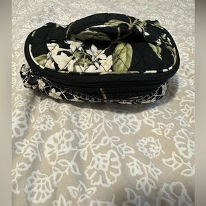 Retired Vera Bradley Jasmine Makeup Cosmetics Bag 3 Pockets Black w/Flowers